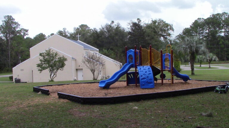 Faith Fellowship Church of Citrus Springs adds a playground